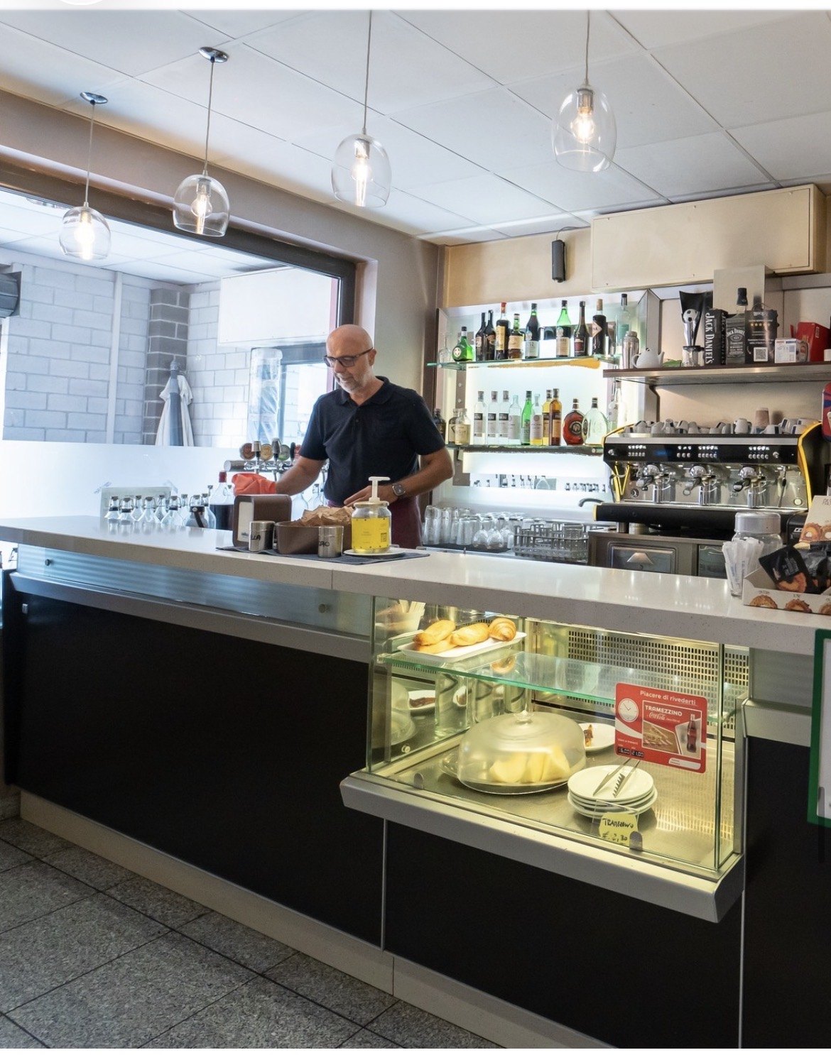 Bancone del bar dell'affittacamere e ristorante a Settimo Torinese